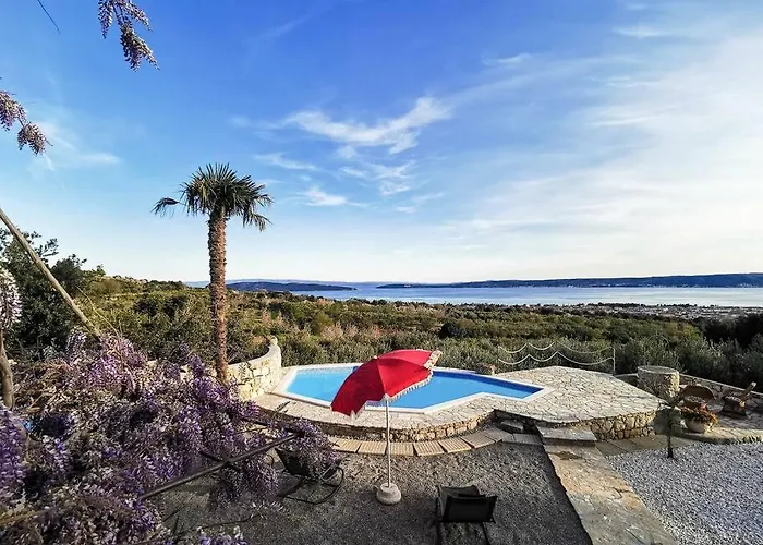 Prázdninový dům Stone House Angelo - Peace Oasis With Pool Kaštel Lukšić