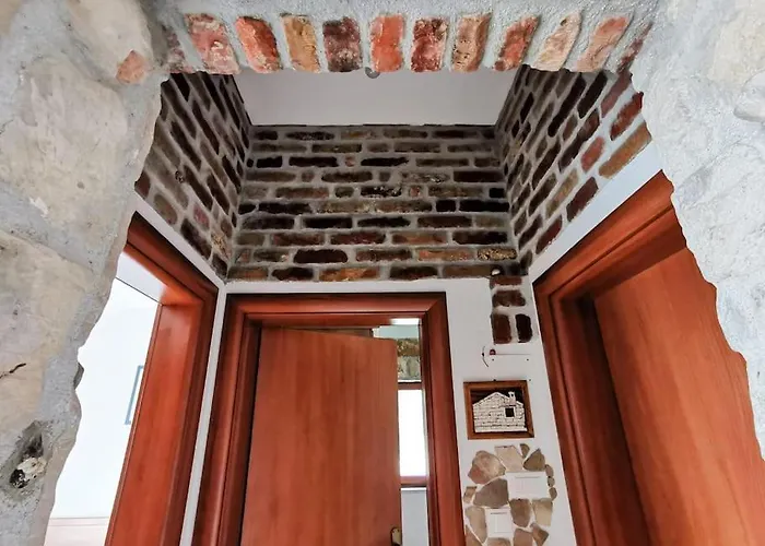 Prázdninový dům Stone House Angelo - Peace Oasis With Pool Kaštel Lukšić