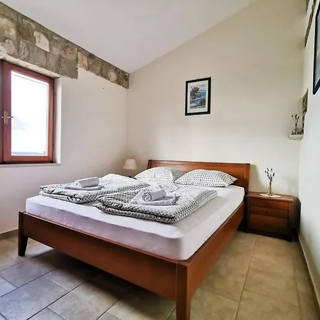 Casa vacanze Stone House Angelo - Peace Oasis With Pool Kaštel Lukšić