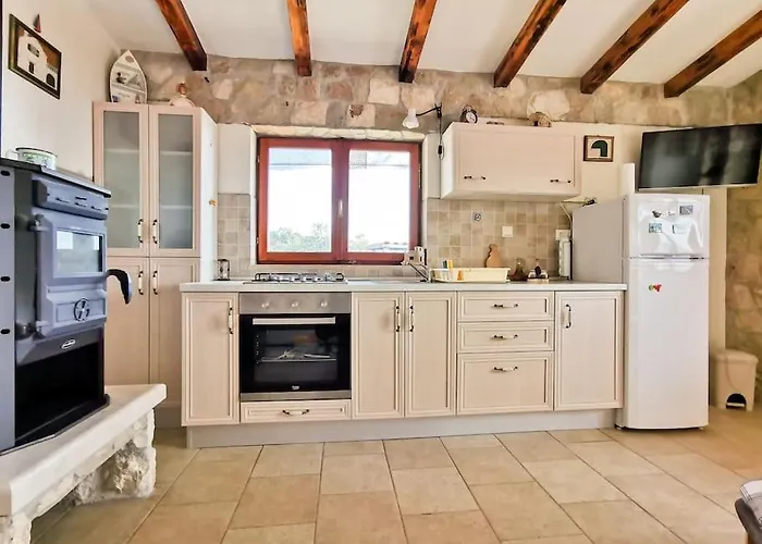 Stone House Angelo - Peace Oasis With Pool Feriehus *